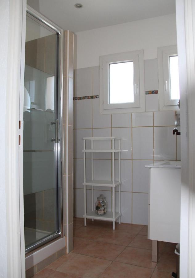 Agreable Maison De Ville Eyragues Buitenkant foto