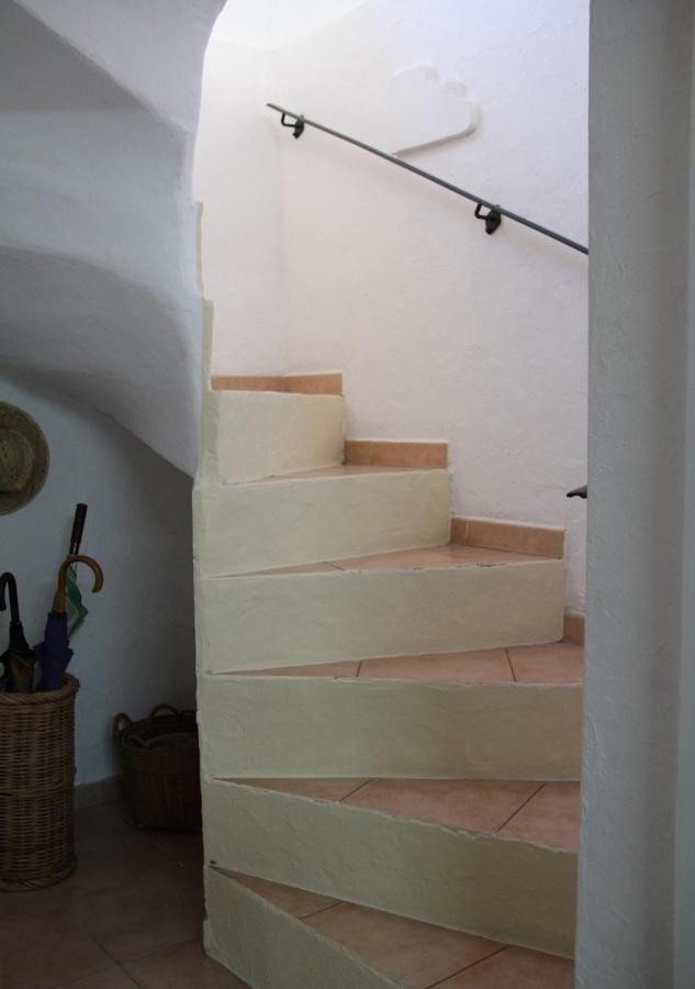 Agreable Maison De Ville Eyragues Buitenkant foto